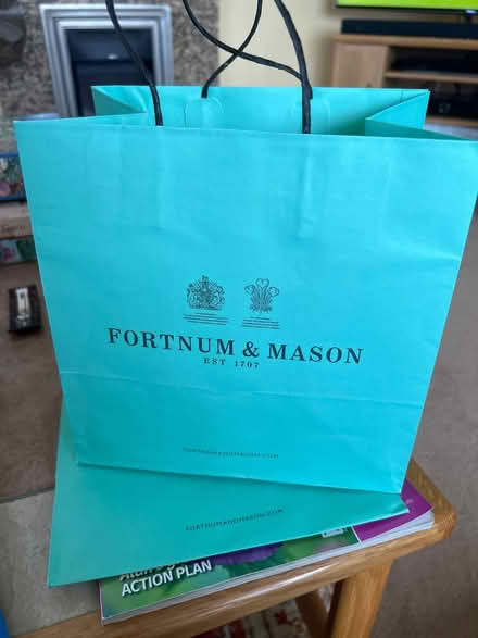 Photo of free Fortnum and Mason paper bags (Maulden MK45) #2