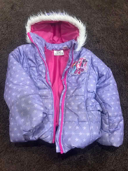 Photo of free Girls 5T jacket - needs a wash (Downtown Sunnyvale) #1