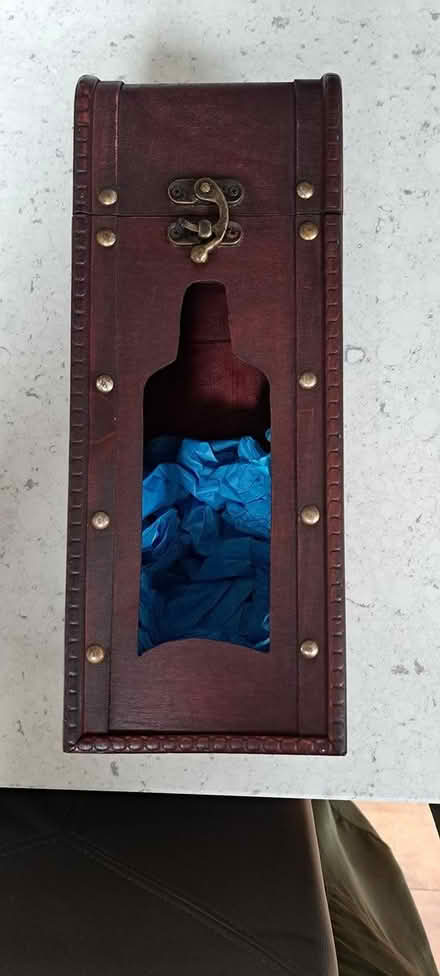 Photo of free Posh bottle bag/box for gifting (COP YO23) #1