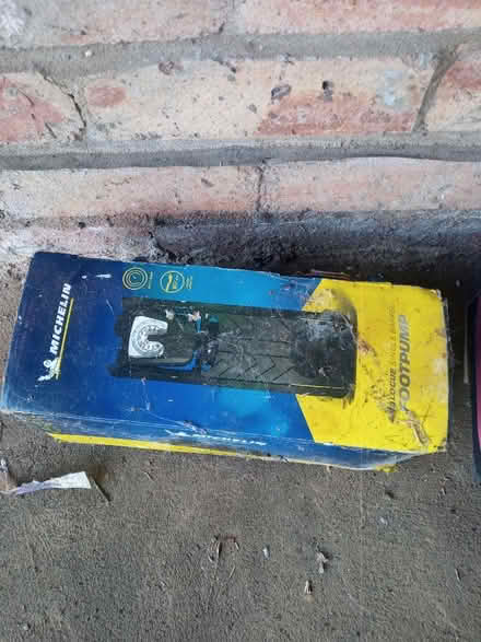 Photo of free Garage items (Hardwick OX16) #1