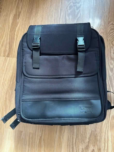 Photo of free Targus laptop rucksack (Old Woking GU22) #1