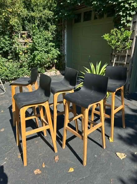 Photo of free 5 wood/plastic bar stools (Wilmette) #1