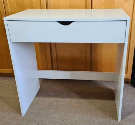 Photo of free Child's desk (Raynes Park SW20) #1