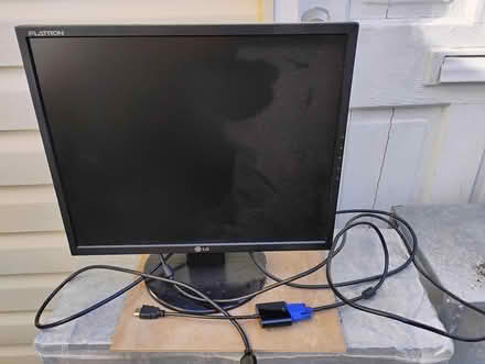 Photo of free working monitor (Alta vista) #1