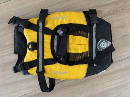 Photo of free Dog Life Jacket (TW16) #1