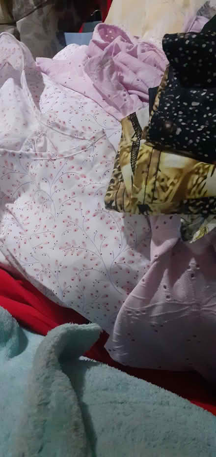 Photo of free Women's clothes (ME11) #1