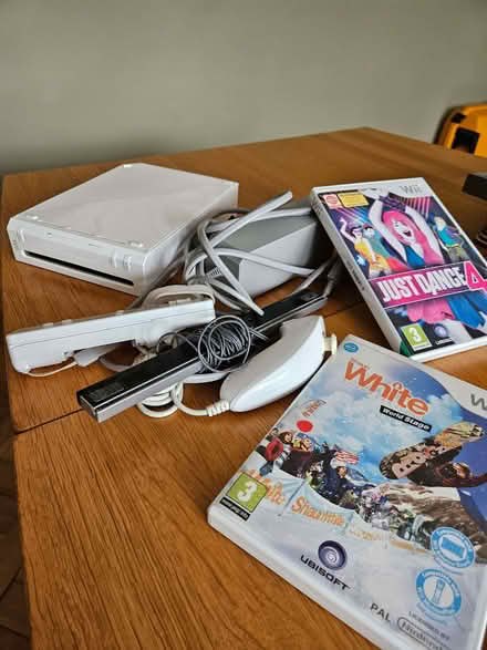 Photo of free Wii console and various games and accessories (St Stephens AL3) #1