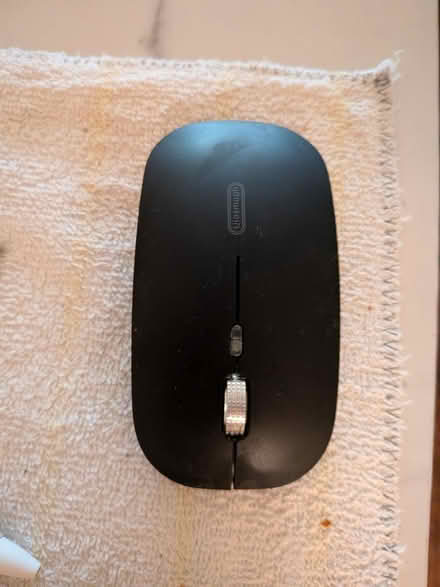 Photo of free Wireless (Bluetooth) mouse (NRG stadium) #3