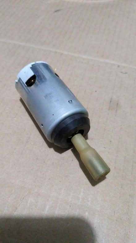 Photo of free Electric motor for food blender (OX14 Abingdon) #2