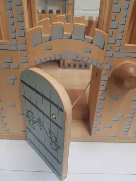 Photo of free Childrens wooden castle (Bedford MK41) #2