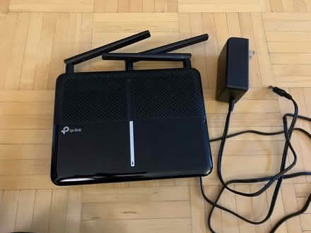 Photo of free TP-Link Router – Archer C2 300 (St Clair and Avenue Road) #1