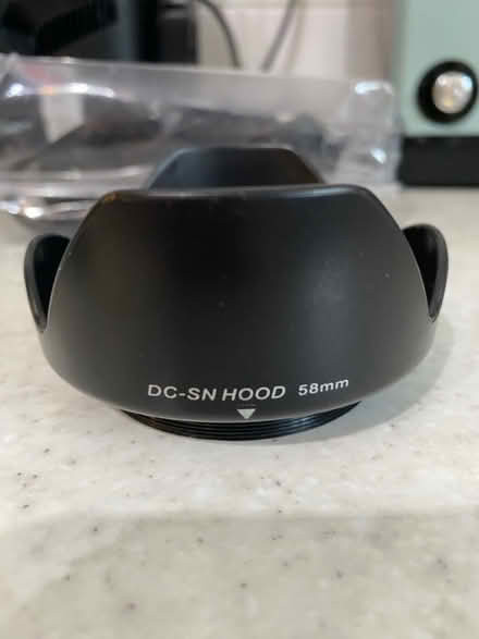 Photo of free Lens Hood (Jennett's Park RG12) #1