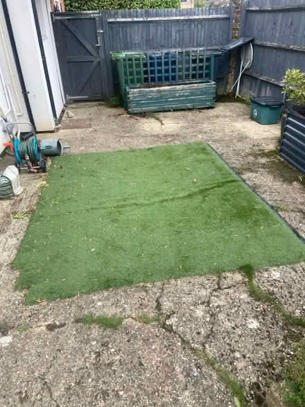 Photo of free Astroturf 2.7 x 2.3m approx (Amersham Common HP7) #1