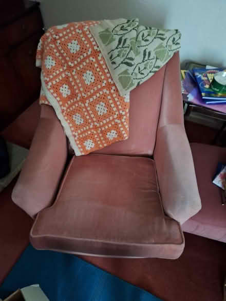 Photo of free Chair (GL51) #1