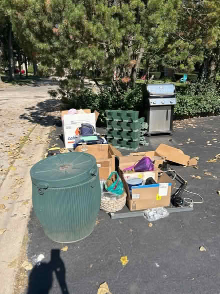 Photo of free Curb alert (Wilmette) #1