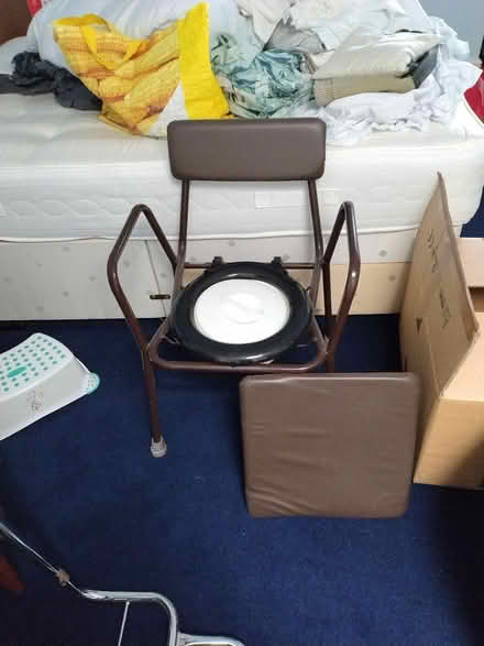 Photo of free Commode (Tilehurst) #1