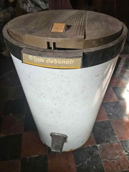 Photo of free Vintage portable spin dryer (SY11) #2