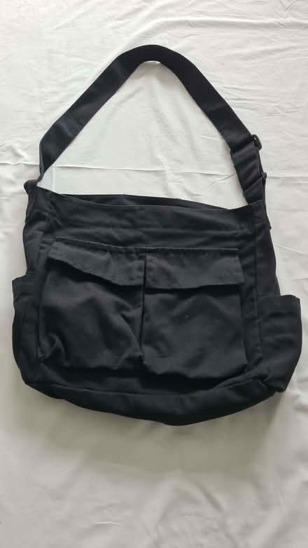 Photo of free Spacious black zip shoulder bag (Liberton EH16) #1