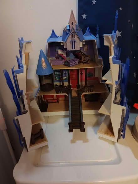 Photo of free Frozen castle (RG2) #2