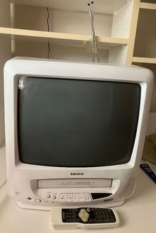 Photo of free Old Style Tv/VHs (Near El Camino & Walnut) #1