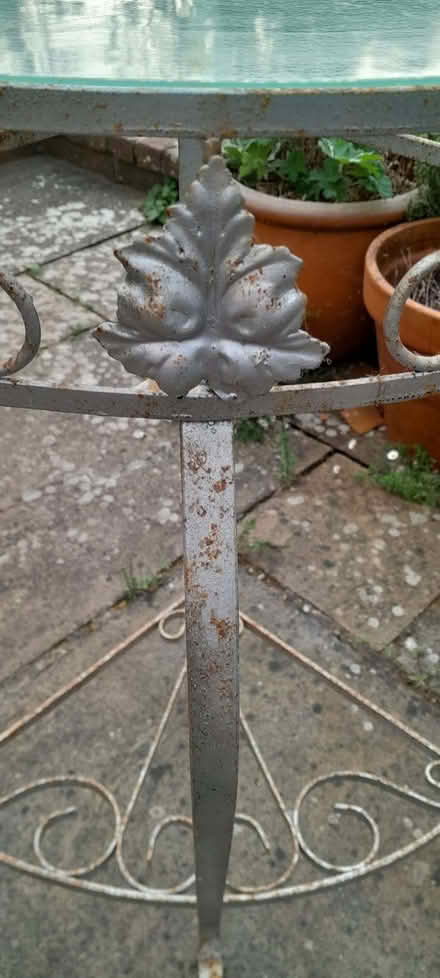 Photo of free Corner metal stand with glass top (Ringmer BN8) #4