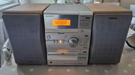 Photo of free Sony micro HiFi - CD not working (Guildford) #1