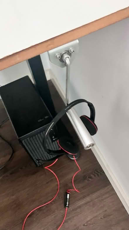 Photo of free Desk Height Adjustable Riser (EC1V) #2