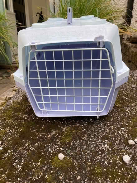 Photo of free Pet carrier (GL6 Minchinhampton) #1