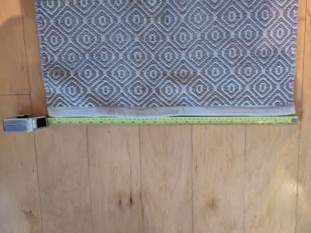 Photo of free Grey/ cream hall runner/ rug (Berkhamsted HP4) #3