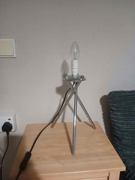 Photo of free shadeless lamp (Monkmoor SY2) #1
