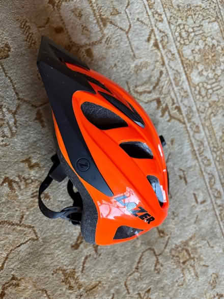 Photo of free Lazer Cyclone Cycling Helmet (Hoole CH2) #1