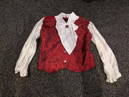 Photo of free Vampire Halloween costumes age 5-6 (Purley CR2) #2