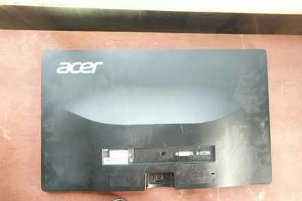 Photo of free widescreen monitor missing support (Ann Arbor near Hillside Terr.) #2