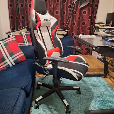 Photo of free Hironpal gaming chair (Hounslow Central) #2
