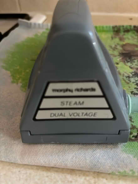 Photo of free Travel iron (GL54) #2