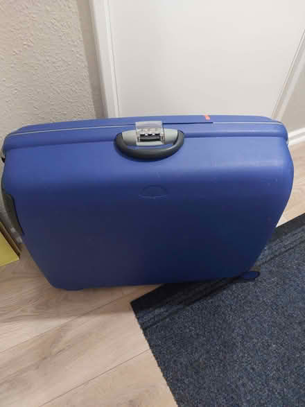 Photo of free samsonite large hard suitcase (Monkmoor SY2) #1
