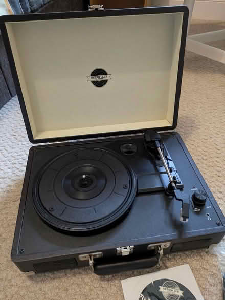 Photo of free Record player / Turntable (Headington OX3) #2