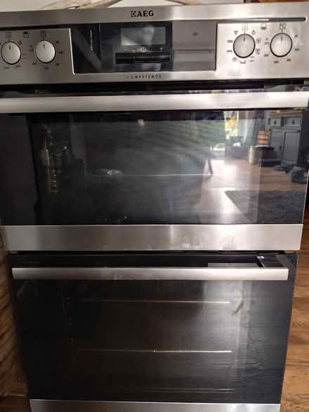 Photo of free Aeg double oven (Hawk Green SK6) #1