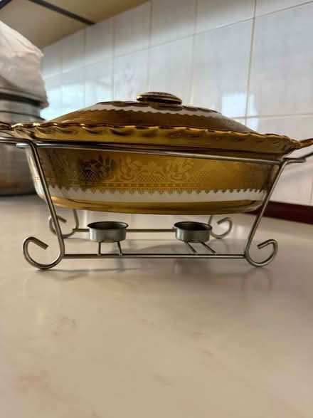 Photo of free Ceramic Dish with Food Warmer (W5) #3