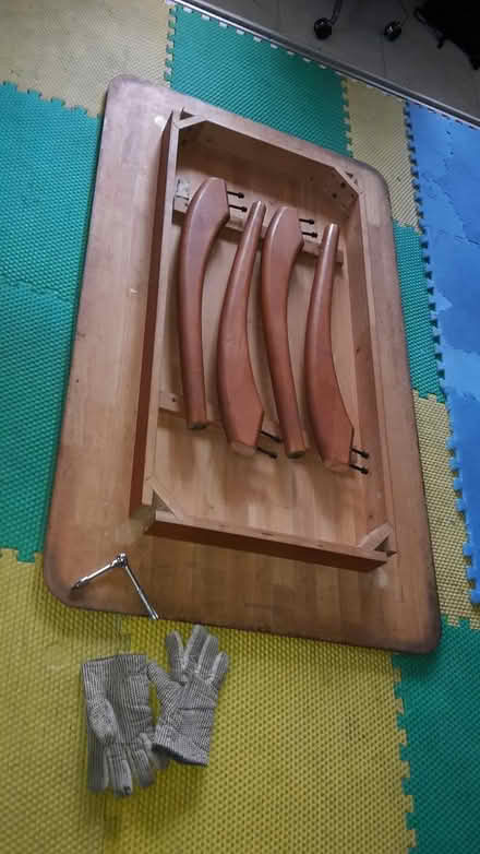 Photo of free Solid Wood Dining Table (Queenstown, near MRT) #4