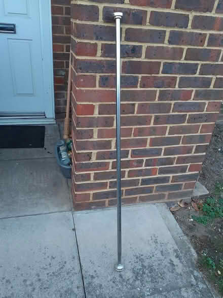 Photo of free Window rod (TW3 Hounslow) #1