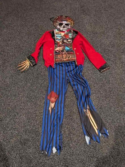 Photo of free Pirate Skeleton/Halloween age 8 (Purley CR2) #1