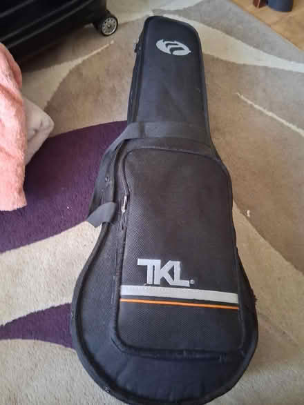 Photo of free Carry case for violin (Fishponds BS16) #1