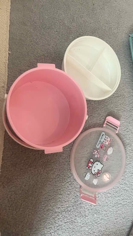 Photo of free Hello kitty bento box (Harrow HA1) #3