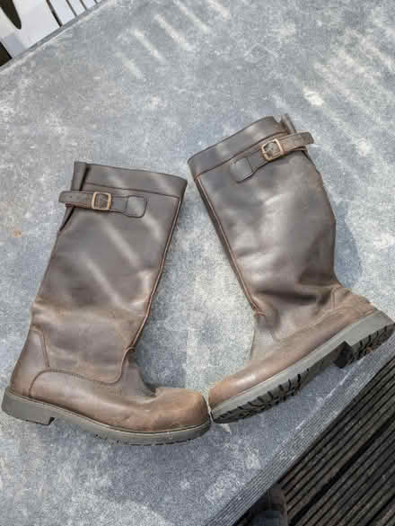 Photo of free Men's brown leather wellies (AL1) #1