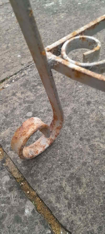 Photo of free Corner metal stand with glass top (Ringmer BN8) #3