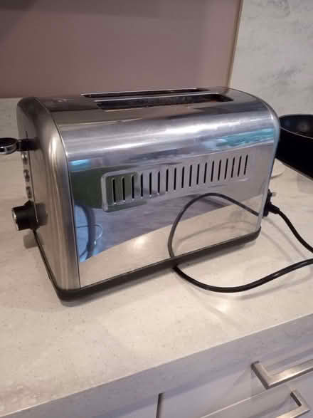 Photo of free Toaster (Hockley Heath CP B94) #1