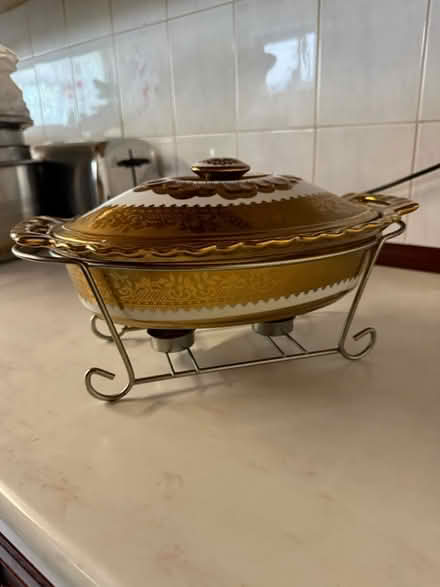 Photo of free Ceramic Dish with Food Warmer (W5) #2