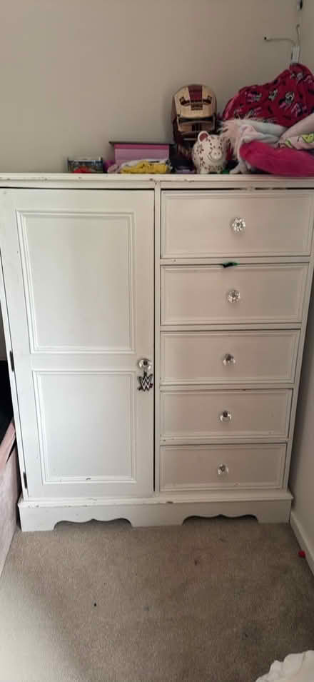 Photo of free Kids wardrobe (Staines TW19) #1