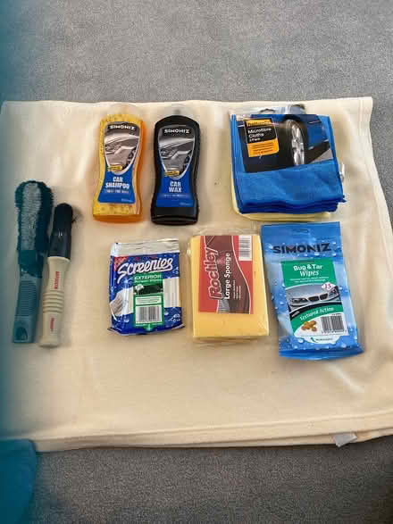 Photo of free Simoniz car cleaning kit (North Horsham) #1